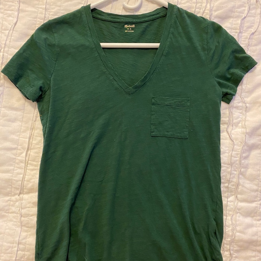 MadeWell v-neck